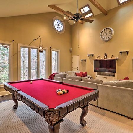 Cozy Conyers Cabin With Fireplace And Pool Table! エクステリア 写真